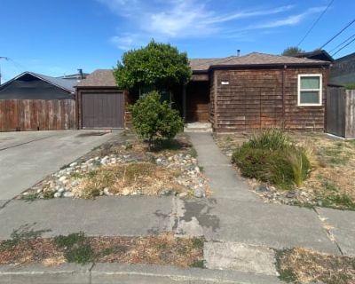 Private room with shared bathroom in House with , Castro Valley , CA 94546