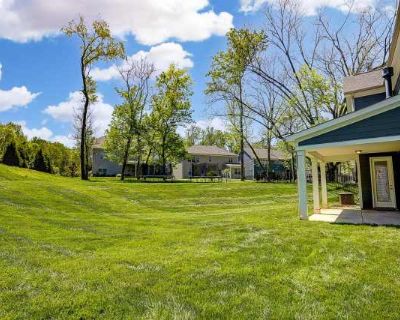 5 Bedroom 4BA 3432 ft Apartment For Rent in Matthews, NC