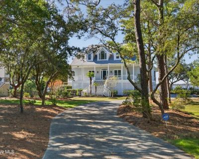 8824 Shipwatch Dr. Headline: Waterfront Luxury with Pool, Dock and Home Office Tagline: Experience high-end coastal living in this gated Shipwatch Village retreat with stunning views and resort-style amenities. Experience exceptional coastal living in this luxury waterfront home located in the gated community of Shipwatch Village, just minutes from Wrightsville Beach, Carolina Beach, and histor...