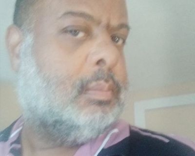 Retired naval officer/professor seeks room for one.