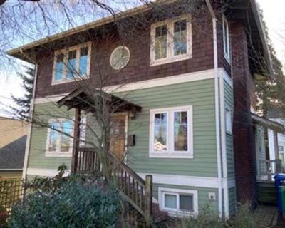 Wallingford Home. 4 beds, 2 bath. garage.. A perfect balance of great food, thriving tech, and the arts, all in the midst of lush, green nature. Dishwasher Pet friendly Garage Extra storage Range Oven Unit Amenities dishwasher extra storage oven range refrigerator Property Amenities parking garage cats allowed dogs allowed. Pets allowed. 4 Bedroom. 2 Bathroom. 2000 ft