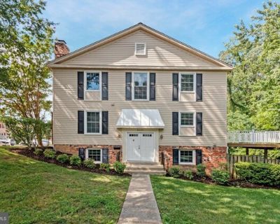 8020 Sleepy View Ln. Beautifully updated end unit townhouse almost 2,500 s.f. on 3 levels, great light from windows on 3 sides, 2 reserved parking spaces, community pool with annual fee, totally renovated kitchen and 3.5 baths, wood floors on main and upper levels, tile floor on lower level, deck off of kitchen, and patio off of walk out recreation room, backs to wooded area, main level den cou...