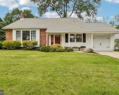 3 Bedroom 2BA 1825 ft Single Family House For Sale in Wilmington, DE