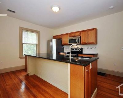 5 Bedroom 2BA 3000 ft Apartment For Rent in Boston, MA