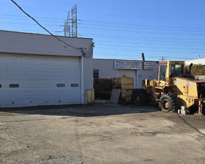 9117 ft Commercial Property For Sale in Des Plaines, IL