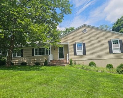 3 Bedroom 2BA Apartment For Rent in Bernards Township, NJ