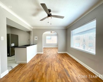 1 Bedroom 1BA Pet-Friendly Condo For Rent in Kansas City, MO