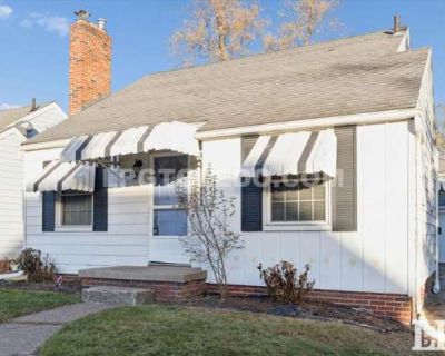 3 Bedroom 1.5BA 1144 ft Pet-Friendly Apartment For Rent in Toledo, OH