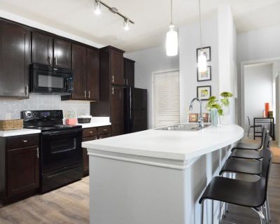 midtown 905 denton sublet
