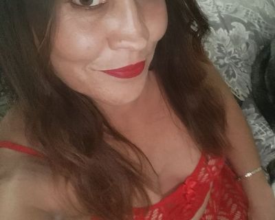 Blanca - Needs a Condo on iROOMit or a Room