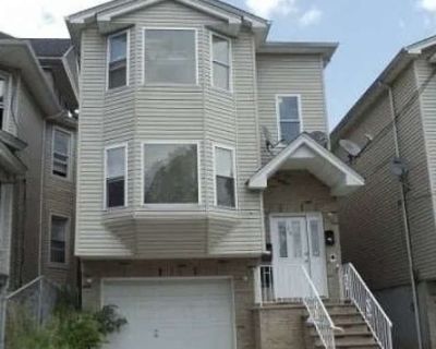 9 Bedroom 5BA 3100 ft Apartment For Sale in Newark City, NJ
