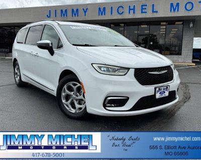 2023 Chrysler Pacifica Limited 4DR Mini-Van