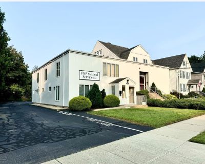 1 Bedroom 1BA 700 ft House For Rent in New London, CT