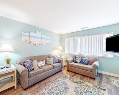2 Bedroom 2.5BA Condo Vacation Rental in Suite and Salty, Myrtle Beach, SC
