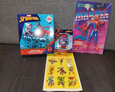 G31 Spiderman Flashing LCD Watch ~ Puzzle~ Stickers & Action Figure ~ All New In Package