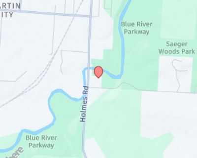 13817 Holmes Rd.. Apartment Carpet Cats Only. Living room, Laundry on-site. Contact: Stephanie 313-307-3494. 1 Bedroom. 1 Bathroom