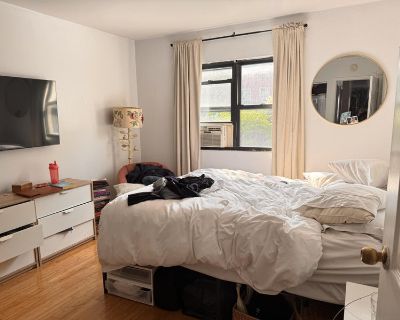 Furnished Room for Rent - Furnished Large Bedroom With Private Bathroom