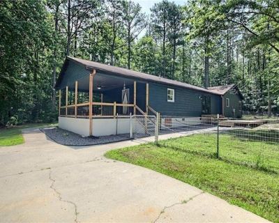 Owl Trap Rd, Gloucester, Home For Sale