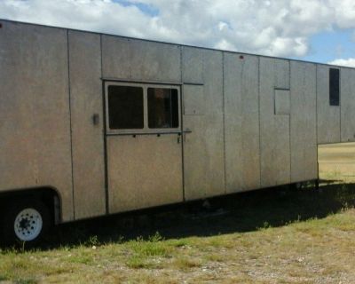 36 ft gooseneck box trailer