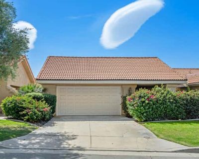 3 Bedroom 2BA 1850 ft Furnished Condominium For Sale in PALM DESERT, CA