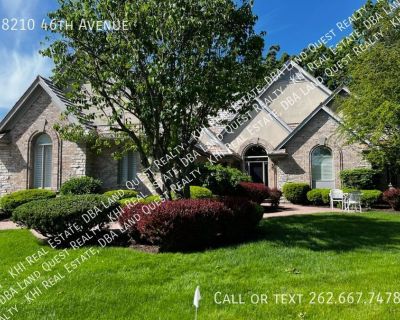 3 Bedroom 2BA 2411 ft Single-family home For Rent in Kenosha, WI