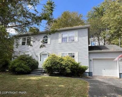 4 Bedroom 3BA 2080 ft Furnished Single Family Home For Sale in TOBYHANNA, PA