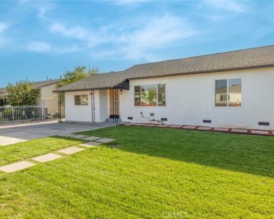 3 Bedroom 1BA 1098 ft Apartment For Rent in Sun Valley, CA