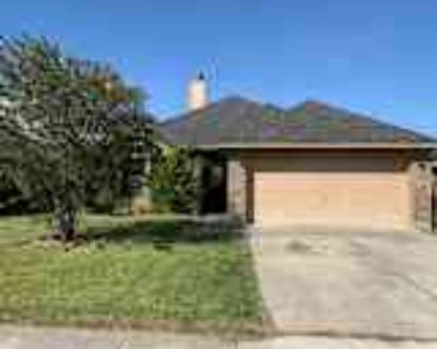 3 Bedroom 2BA 1405 ft² Pet-Friendly House For Rent in Corpus Christi, TX 4324 Bratton Road