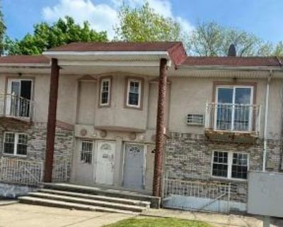 5 Bed 3 Bath Foreclosure Property in Bronx, NY 10469 - Givan Ave