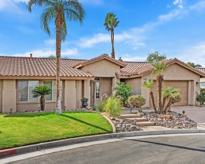 3 Bedroom 2BA 2023 ft Apartment For Rent in La Quinta, CA