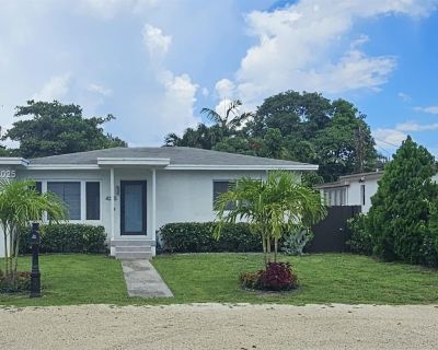3 Bedroom 2BA 1900 ft Single Family Home For Rent in Miami, FL