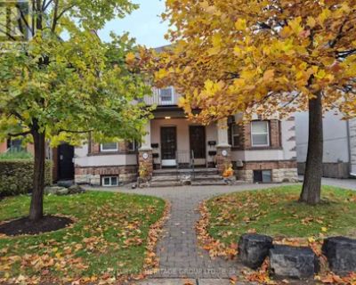 42 Cranbrooke Avenue. Rental Period: Unlimited. Available from: ASAP. Cozy Lawrence Park North 2 Bedroom Apt Recently Filmed for Home TV Network, Renovation is located within walking distance to top rated schools, shops and restaurants. One block from the Yonge/Lawrence subway, short drive to 401 & DVP. Located on the Main Level and Has 2 Separate Entrances. Separate Dining Rm, Living Rm with w...