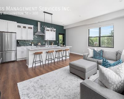 2 Bedroom 2BA Pet-Friendly Apartment For Rent in Naperville, IL