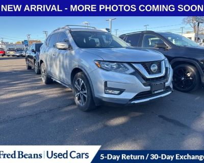 Used 2018 Nissan Rogue SL For Sale Langhorne PA KL5580R1 | Fred Beans Ford of Langhorne