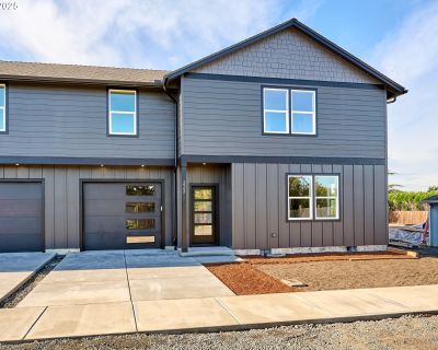 3 Bedroom 6BA 1568 ft Townhouse For Sale in Gervais, OR