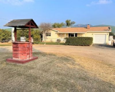 1276 S Spruce Rd, Exeter, CA 93221