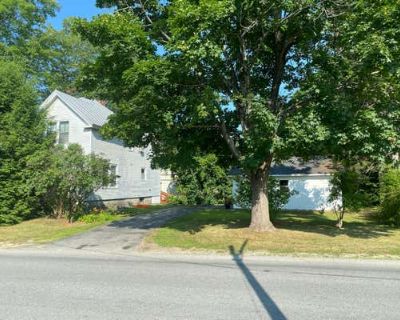 3 Bedroom 2BA 1841 ft Single Family Home For Sale in FAIRFIELD, ME