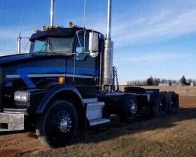 2003 KENWORTH T800 DAY CAB TRACTOR TRUCK, READY TO WORK. DELIVERY AVAILABLE..