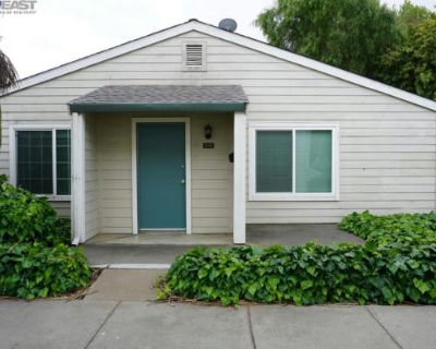 2 Bedroom 1BA 856 ft Townhouse For Sale in Union City, CA