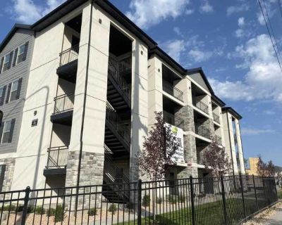 2 Bedroom 1BA 850 ft Pet-Friendly Apartment For Rent in Provo, UT