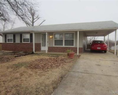3 Bedroom 2BA 988 ft Apartment For Rent in Mehlville, MO