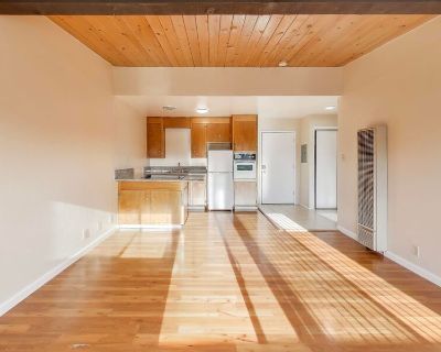 1 Bedroom 1BA 600 ft Apartment For Rent in Hayward, CA