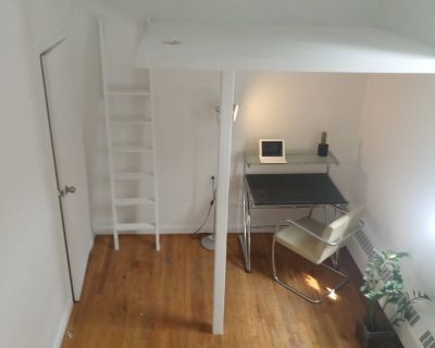 Furnished Room for Rent - Spacious room in a loft