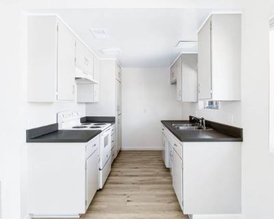 Act Fast: $1,000 Off First Month + One Month Free Rent!. image_url. Patio / balcony Pet friendly Range Unit Amenities patio / balcony range Property Amenities accepts section 8 cats allowed dogs allowed. Pets allowed. 1 Bedroom. 1 Bathroom. 671 ft