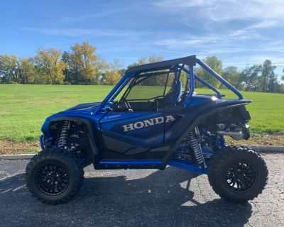 2023 Honda Talon 1000R FOX Live Valve Utility Sport Aurora, IL