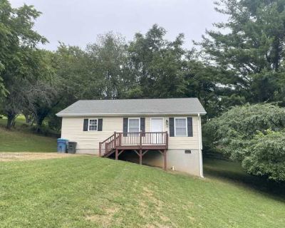 2 Bedroom 2BA 1000 ft Apartment For Rent in Boone, NC