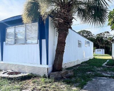 2 Bedroom 1BA 552 ft Mobile Home For Rent in Cocoa, FL