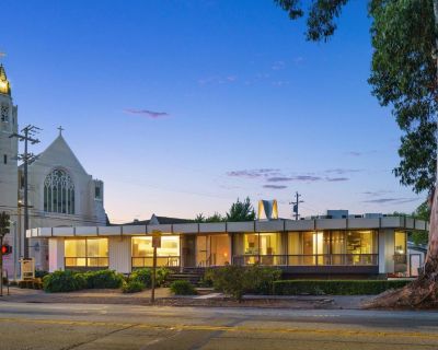 4272 ft Commercial Property For Sale in BURLINGAME, CA