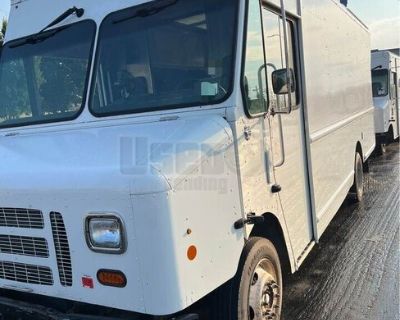 Used - 2018 Ford Step Van | Empty Truck for Mobile Business