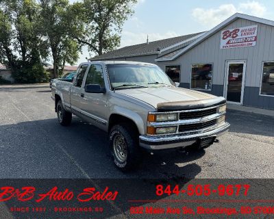 1998 Chevrolet K2500 HD EXT Cab 6.5' Fleetside